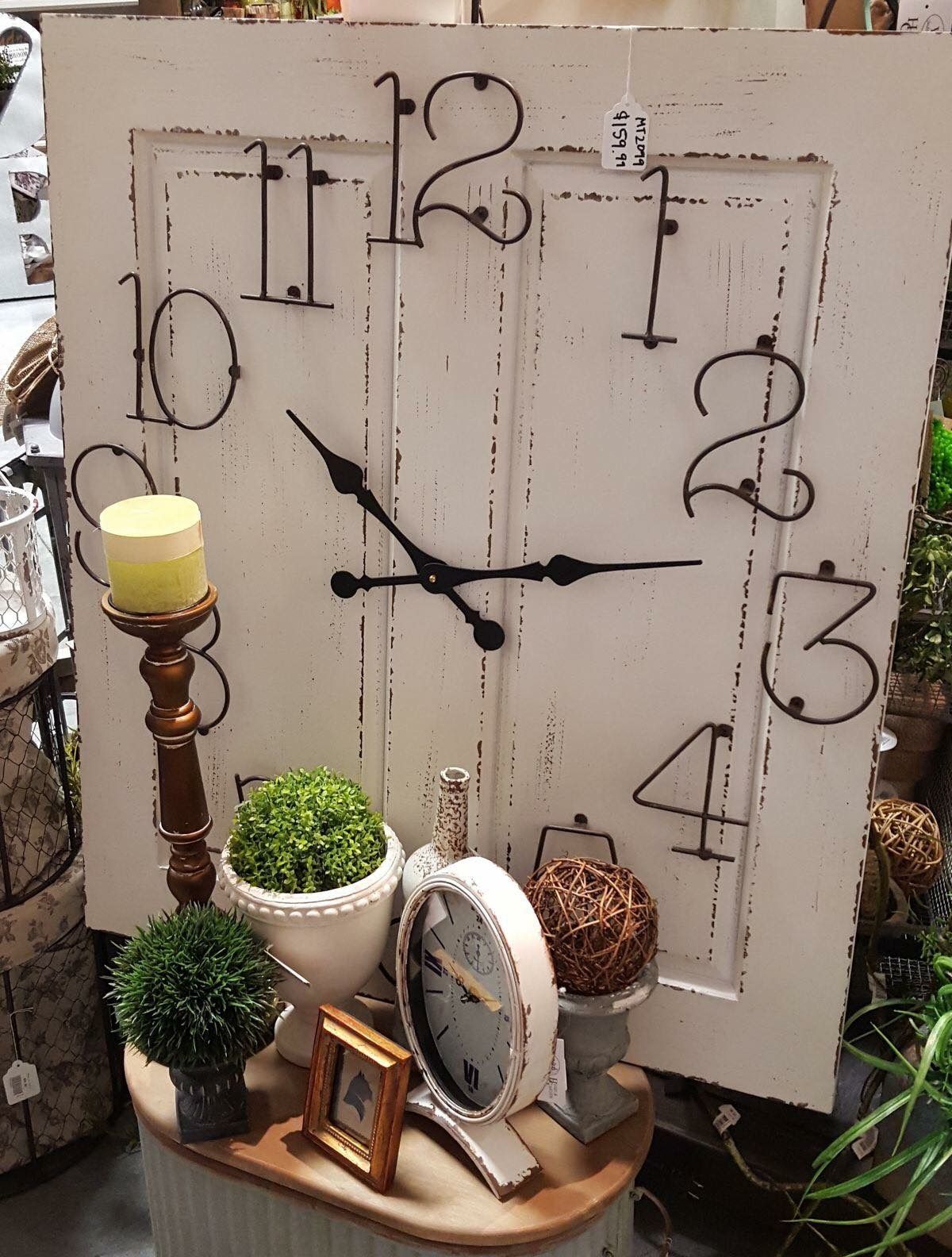 Diy Holz Frisch Clock Made From An Old Door so Cute Primitivebedroom