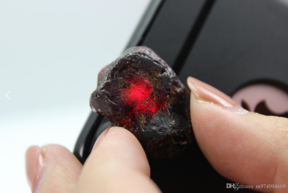 100g natural red wine garnet quartz crystal