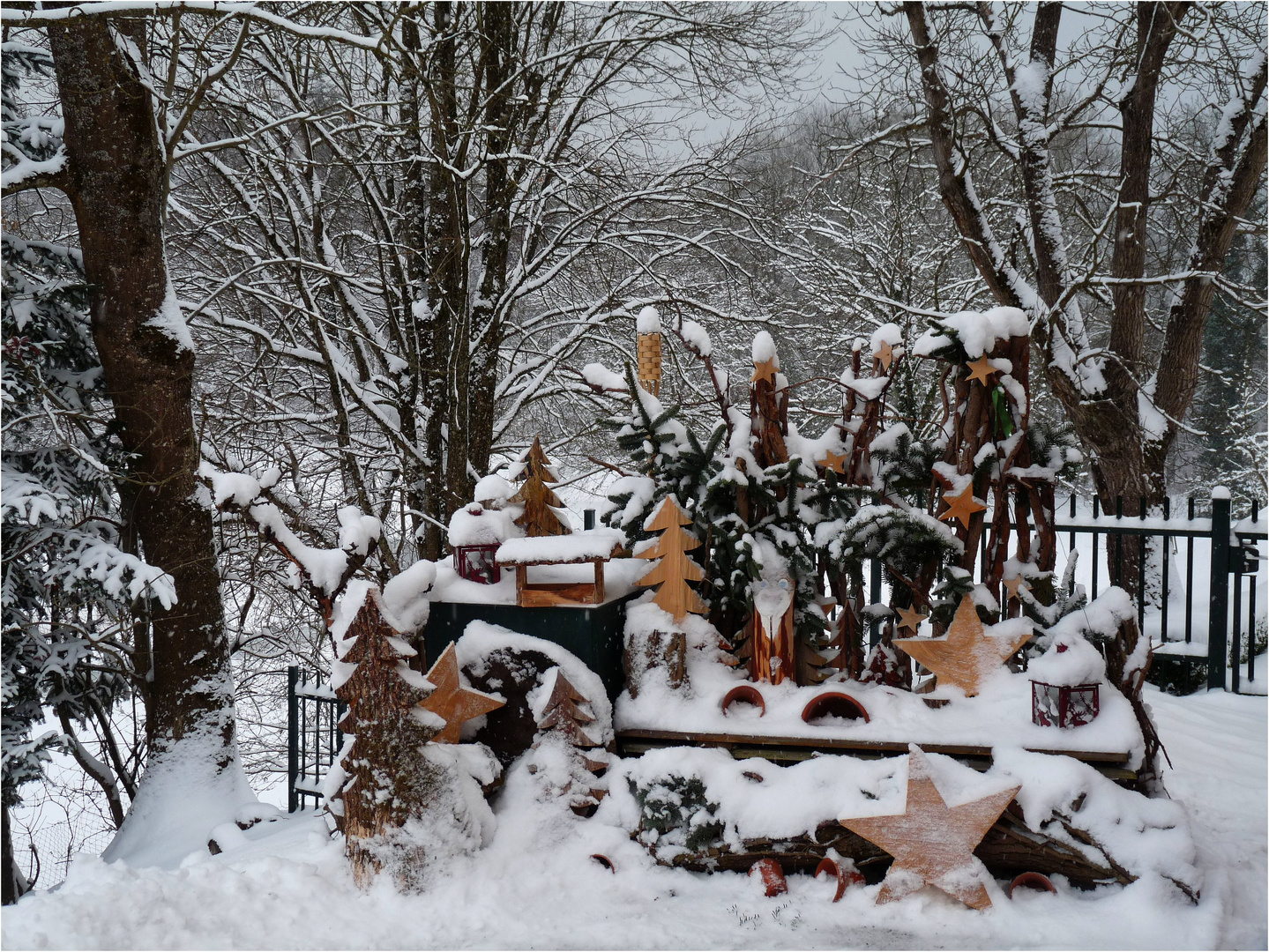 Gartendeko Bilder Elegant Winterliche Gartendeko Foto & Bild