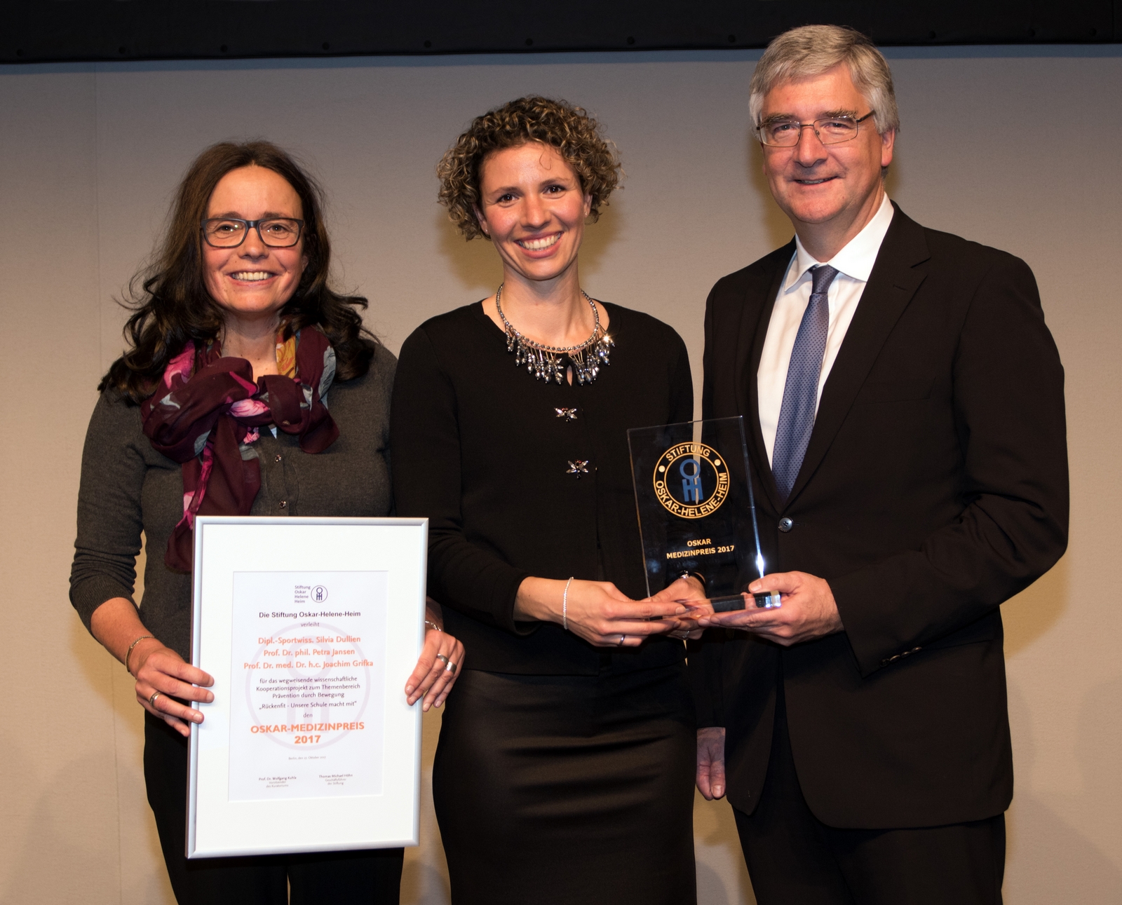 Preisträger OSKAR Medizinpreis 2017 [Quelle Jan Evers] für Pressemailer