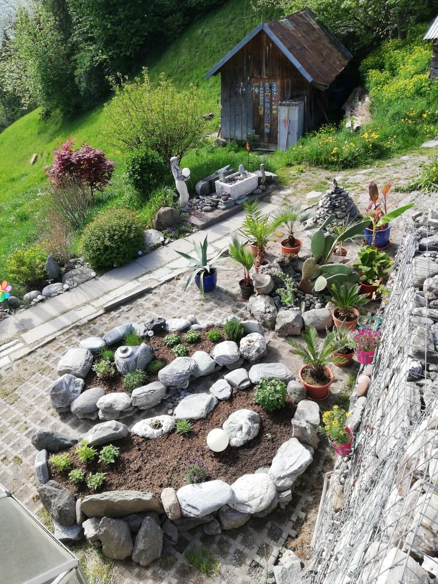 Gartengestaltung Mit Steinen Schön Kräutergarten Mai 2018