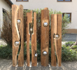 Gartenskulpturen Holz Best Of Altholzbalken Mit Silberkugel Modell 8