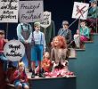 Gruselige KostÃ¼me FÃ¼r Kinder Schön Staatstheater Für Kinder & GroŸe "momo"