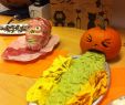 Halloween Kinderparty Frisch Halloween Food Buffet Kotzender Kürbis Mit Guacamole Und