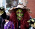 Halloween MÃ¤dchen KostÃ¼me Frisch 7 Of the Spookiest Costumes From Halloween Weekend In