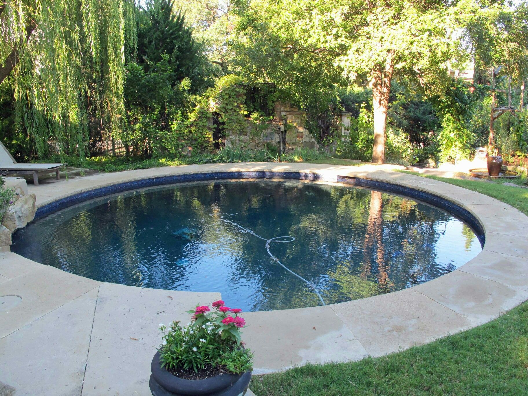 Pool Garten Gestaltung Neu Circular Pool with Mosaic Tile Bottom Robert Bellamy