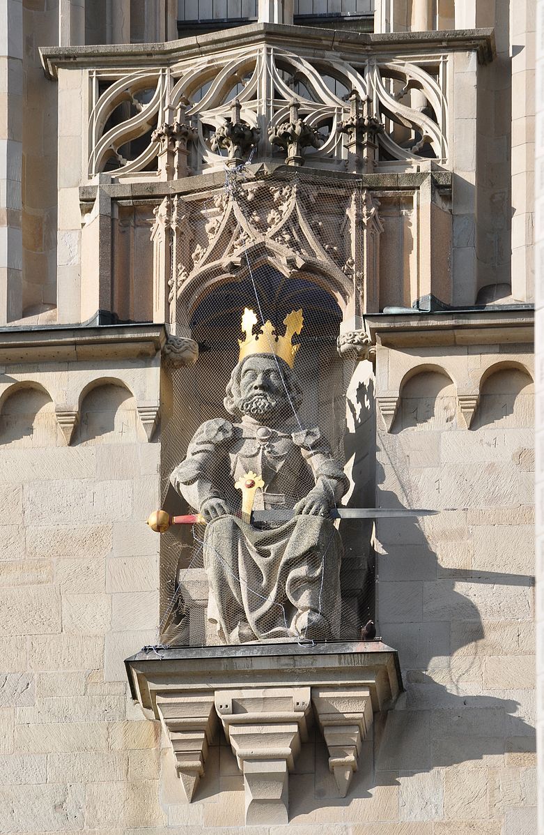 Rost Skulpturen Frisch C 1450 75 Statue Of Charlemagne 742 47 814 Switzerland