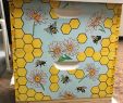 Bienen Im Garten Inspirierend Painted Bee Box Painted Bee Hive Painted Box Bees Daisy