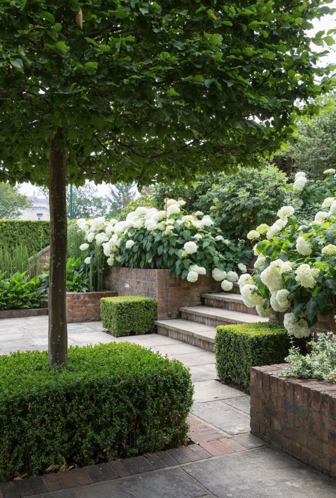 Englische Garten München Elegant 518 Best Beautiful White Gardens Images In 2020