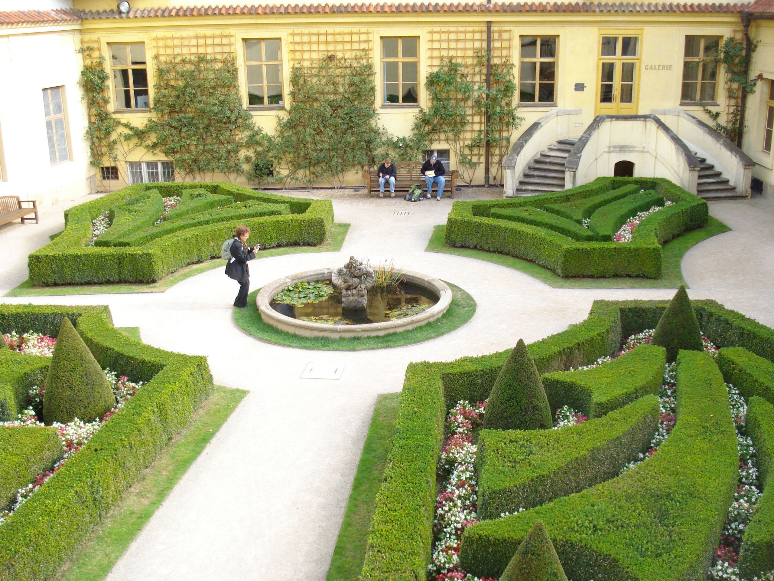 Garten Versailles Frisch Interior Hedge Design Prague Czech Republic