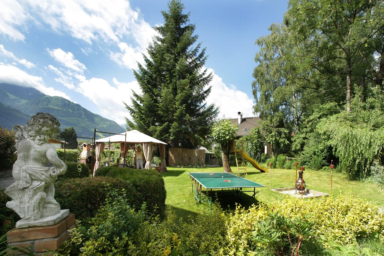 Holz Und Garten Luxus Apartment Haus Südblick Zell Am See Austria Booking