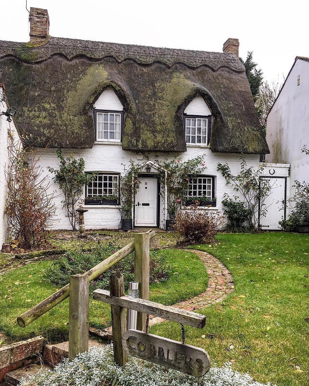 Landhaus Garten Blog Inspirierend Did You Know that Up until 1765 British Homes Only Had