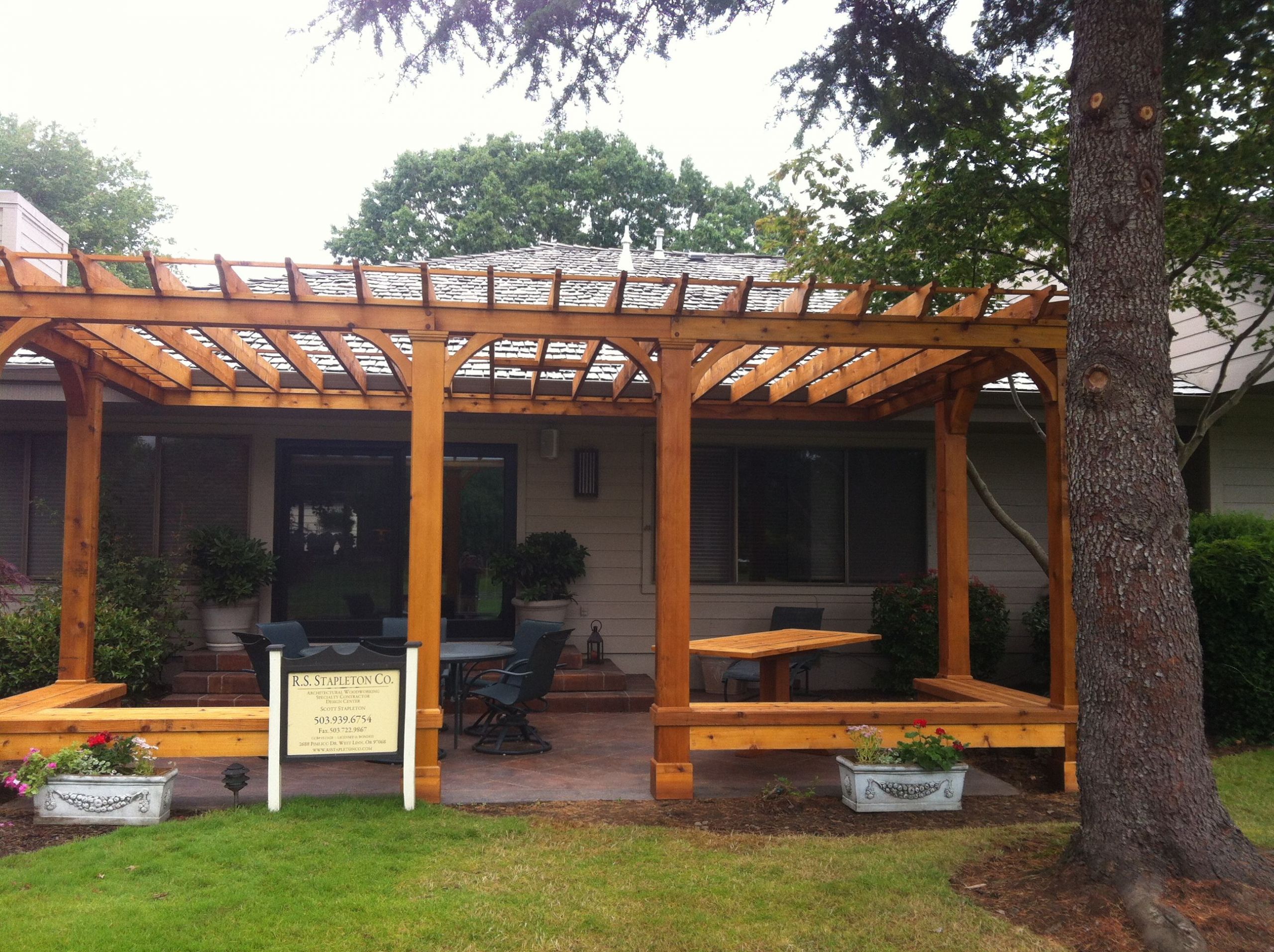 Pavilion Garten Elegant Cedar Pergola with Built In Bench Seating